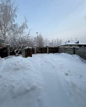 Дом 326м&sup2;, 3-этажный, участок 8 сот.  