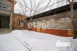 Дом 425м&sup2;, 3-этажный, участок 8 сот.  