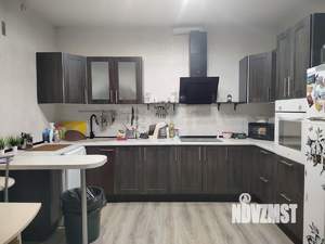 Дом 180м², 2-этажный, участок 6 сот.  