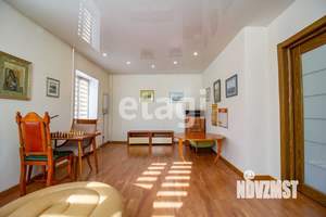 Дом 199м&sup2;, 4-этажный, участок 5 сот.  