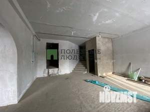 Дом 580м², 3-этажный, участок 8 сот.  