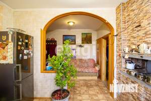 Дом 371м&sup2;, 2-этажный, участок 7 сот.  