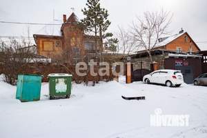 Дом 425м&sup2;, 3-этажный, участок 8 сот.  