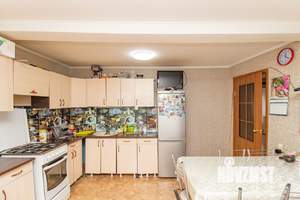 Дом 171м², 2-этажный, участок 6 сот.  
