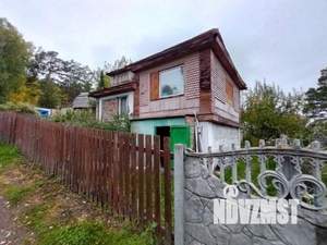 Дом 37м&sup2;, 2-этажный, участок 5 сот.  