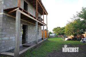 Дом 200м&sup2;, 3-этажный, участок 5 сот.  