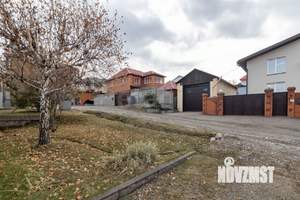 Дом 267м&sup2;, 3-этажный, участок 9 сот.  