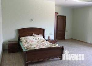 Коттедж 411м², 2-этажный, участок 15 сот.  