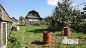 Дом 30м&sup2;, 2-этажный, участок 895 сот.  