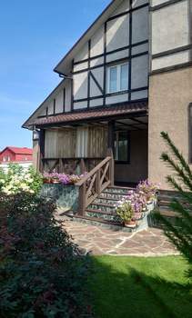 Дом 489м², 3-этажный, участок 9 сот.  