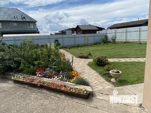 Дом 92м&sup2;, 2-этажный, участок 4 сот.  