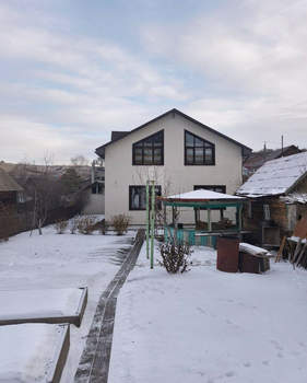 Дом 177м&sup2;, 2-этажный, участок 9 сот.  