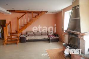 Дом 370м&sup2;, 3-этажный, участок 10 сот.  