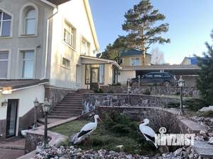 Коттедж 320м&sup2;, 4-этажный, участок 11 сот.  