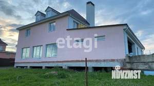 Дом 311м², 2-этажный, участок 15 сот.  