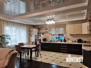 Дом 148м&sup2;, 2-этажный, участок 6 сот.  