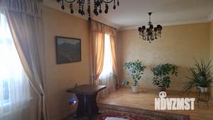 Дом 400м², 3-этажный, участок 11 сот.  