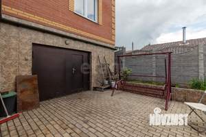 Дом 253м&sup2;, 2-этажный, участок 10 сот.  