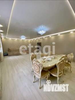 Дом 268м&sup2;, 2-этажный, участок 7 сот.  