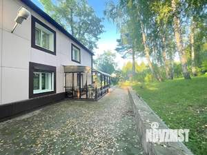 Коттедж 188м&sup2;, 2-этажный, участок 20 сот.  