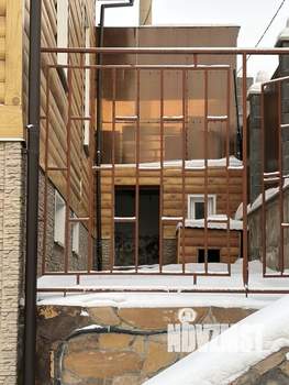 Дом 224м&sup2;, 3-этажный, участок 594 сот.  