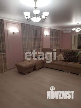 Дом 240м&sup2;, 2-этажный, участок 6 сот.  