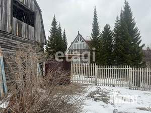 Дом 30м², 2-этажный, участок 6 сот.  