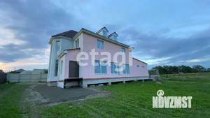 Дом 311м², 2-этажный, участок 15 сот.  