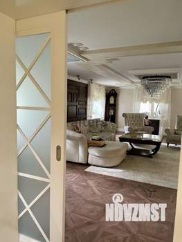 Дом 382м&sup2;, 3-этажный, участок 21 сот.  