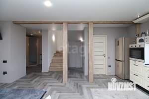 Дом 130м&sup2;, 3-этажный, участок 13 сот.  