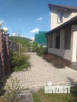 Дом 179м&sup2;, 2-этажный, участок 11 сот.  