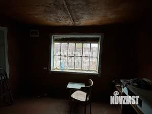 Дом 30м&sup2;, 2-этажный, участок 6 сот.  