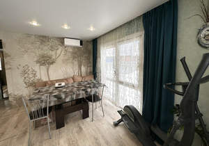 Дом 105м&sup2;, 2-этажный, участок 10 сот.  