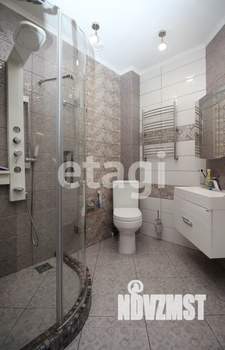 Дом 324м², 3-этажный, участок 11 сот.  