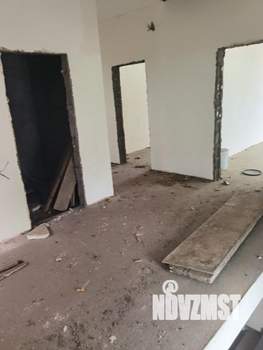 Коттедж 260м&sup2;, 2-этажный, участок 6 сот.  