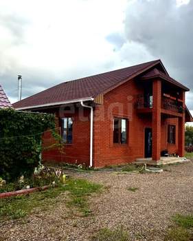 Дом 200м², 2-этажный, участок 15 сот.  