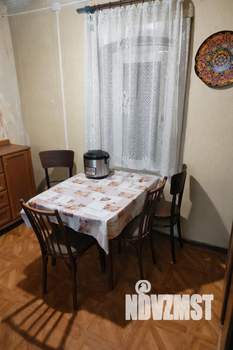 Дом 187м&sup2;, 2-этажный, участок 7 сот.  