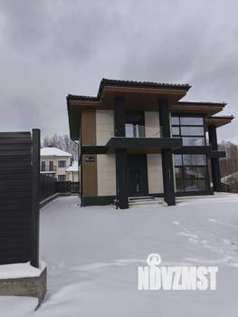 Дом 306м&sup2;, 1-этажный, участок 8 сот.  