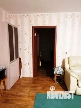 Дом 200м&sup2;, 2-этажный, участок 10 сот.  