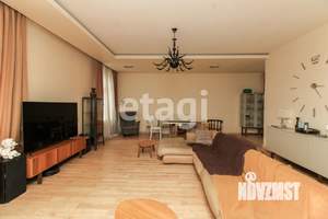 Дом 362м&sup2;, 2-этажный, участок 15 сот.  