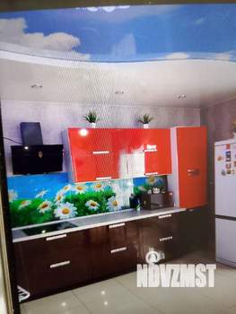 Коттедж 198м&sup2;, 3-этажный, участок 8 сот.  