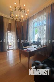 Коттедж 521м², 3-этажный, участок 17 сот.  