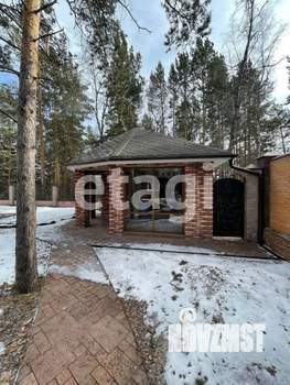 Дом 403м&sup2;, 3-этажный, участок 12 сот.  