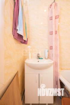 Дом 49м&sup2;, 2-этажный, участок 10 сот.  