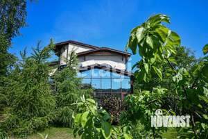 Дом 688м², 2-этажный, участок 30 сот.  