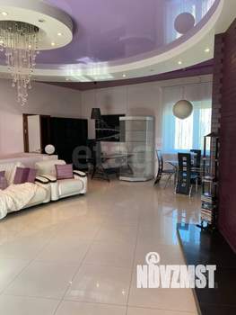 Дом 336м&sup2;, 2-этажный, участок 8 сот.  