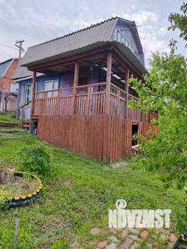 Дом 32м², 2-этажный, участок 6 сот.  