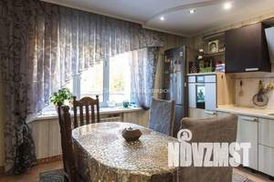 Коттедж 350м², 4-этажный, участок 12 сот.  