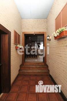 Дом 235м&sup2;, 3-этажный, участок 8 сот.  