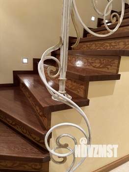 Коттедж 600м&sup2;, 3-этажный, участок 19 сот.  